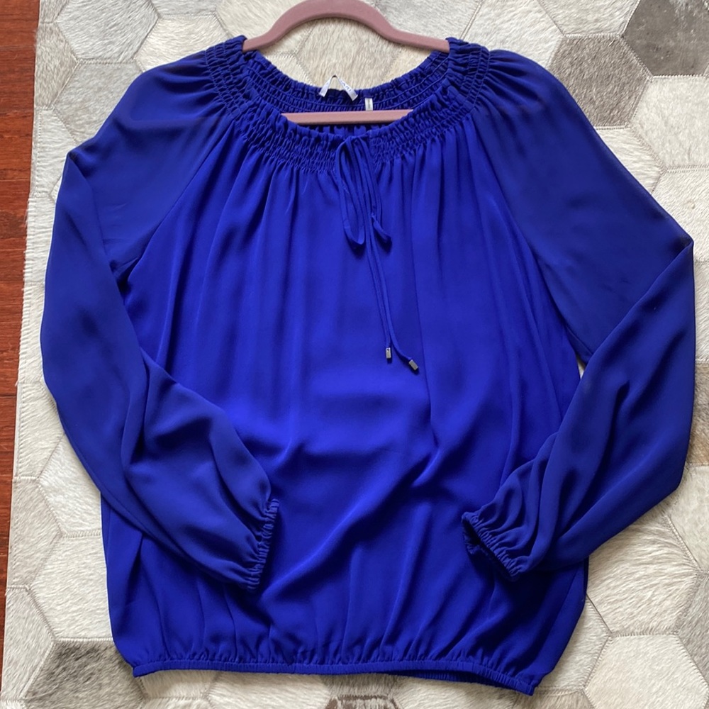 Tahari blouse, blue, Size Small